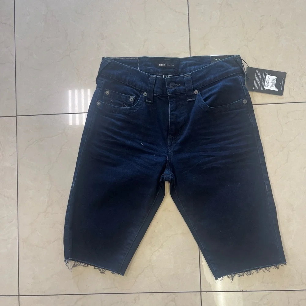 Sz 30 true religion jean shorts navy blue